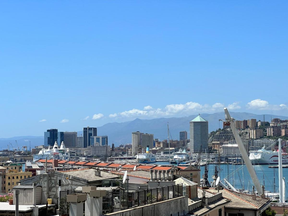 La Terrazza Del Porto Antico By Holiday World Apartman Genova Kültér fotó